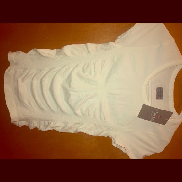 Athleta Tops - NWT athlete breathe tee xs